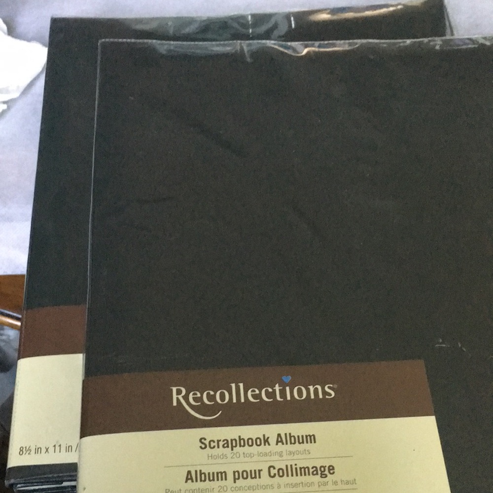 NWT set of two Recollections Scrapbook albums